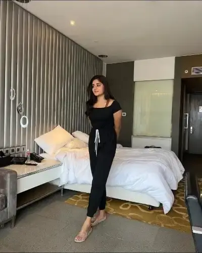 Call Girls Service in Desuri